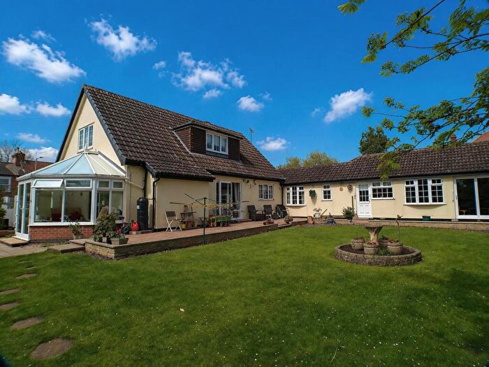 4 Bedroom Detached House For Sale In Fairfield Street, Bingham, Nottingham, NG13