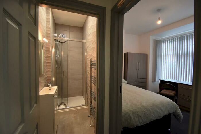 5 Bedroom Terraced House To Rent In Raddlebarn Road Selly Oak, B29