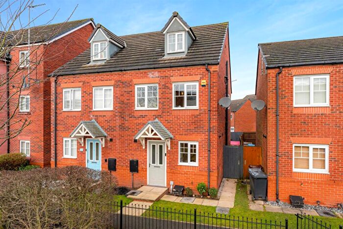 3 Bedroom Semi Detached House For Sale In Layton Way, Prescot, L34