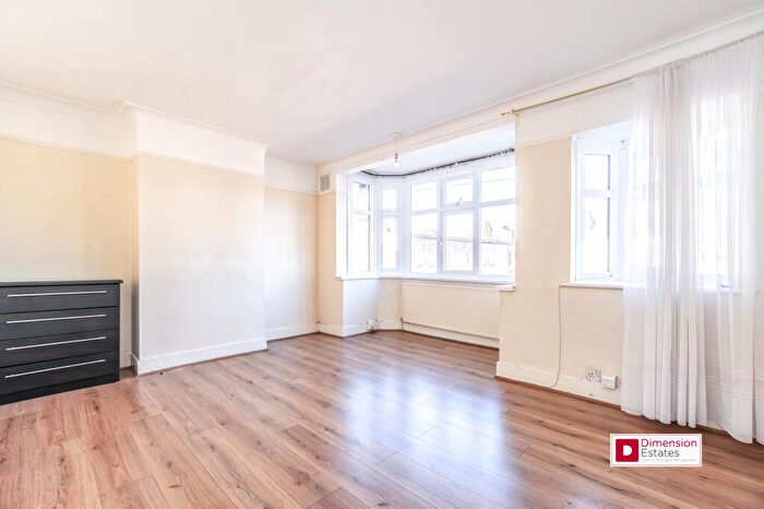 1 Bedroom Flat To Rent In Goldsmith Road, Leyton, London, E10