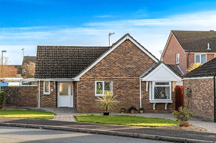 3 Bedroom Bungalow For Sale In Longships, Littlehampton, West Sussex, BN17