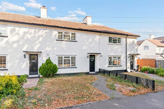 2 Bedroom Terraced House For Sale In Avon Road, Henlow, SG16