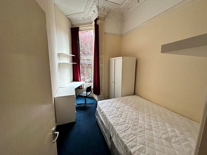 4 Bedroom Flat To Rent In Warwick Road, Bristol, BS6