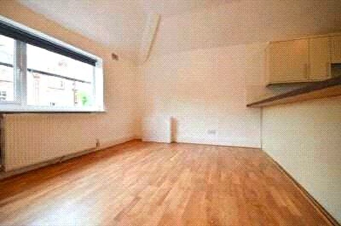 2 Bedroom Apartment To Rent In Burton Road, West Didsbury, Greater Manchester, M20