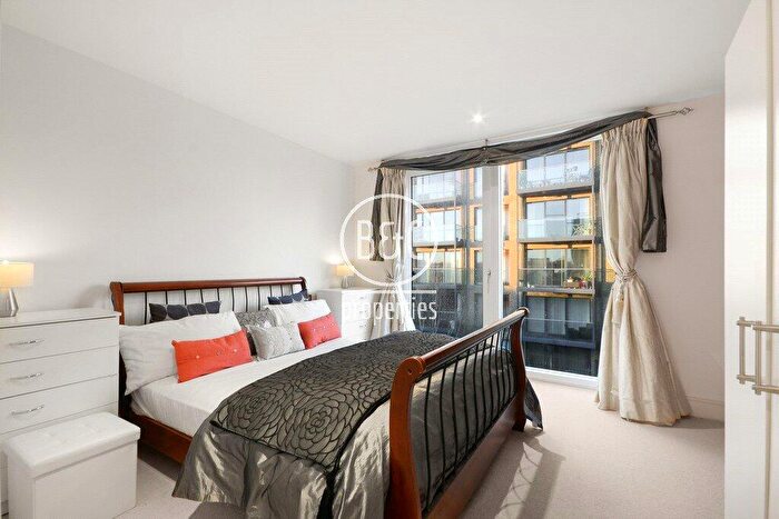 3 Bedroom Apartment To Rent In Tizzard Grove, London, London, London, SE3