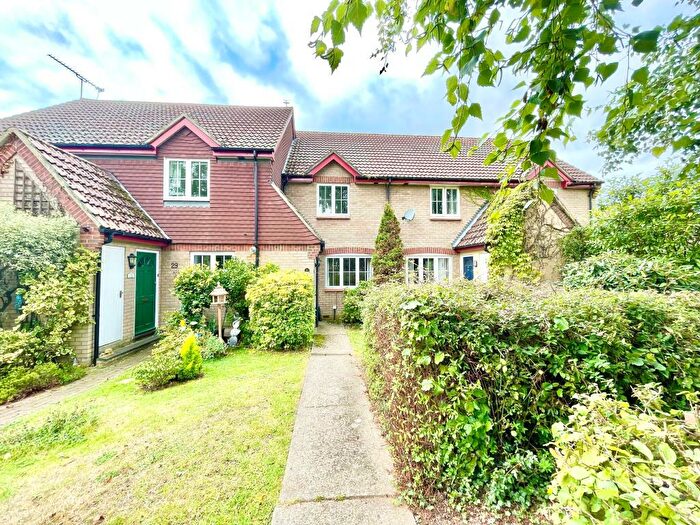 2 Bedroom Terraced House To Rent In Binfield, Bracknell, RG42