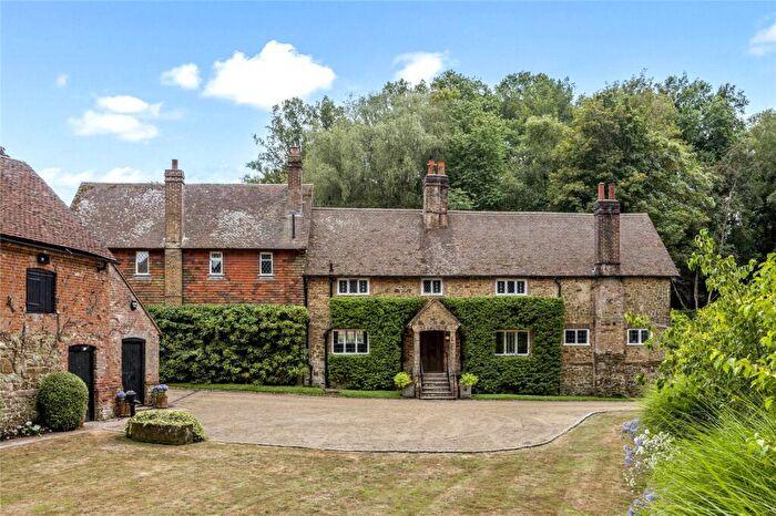 7 Bedroom Equestrian Facility To Rent In Friday Street, Abinger Common, RH5