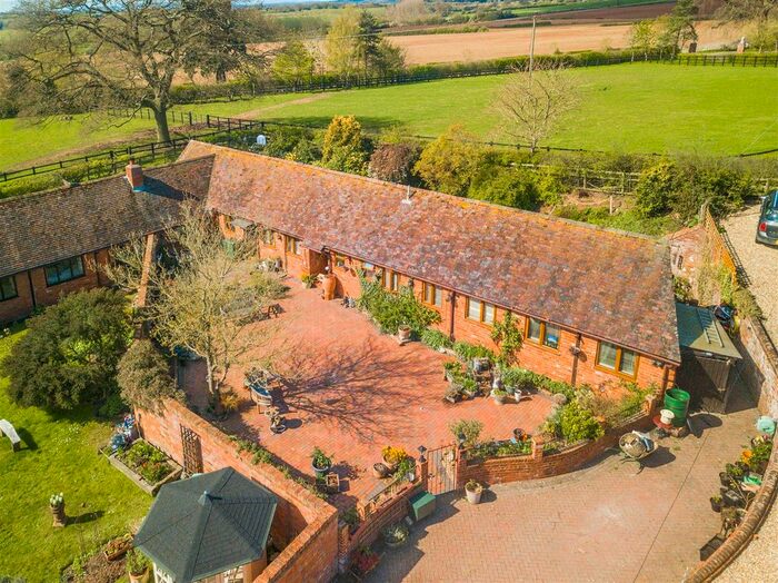 3 Bedroom Semi-Detached House For Sale In Queenhill, Upton-Upon-Severn, Worcester, WR8