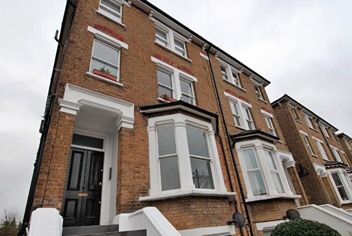 2 Bedroom Flat To Rent In Churchfield Road, Ealing, London, W13
