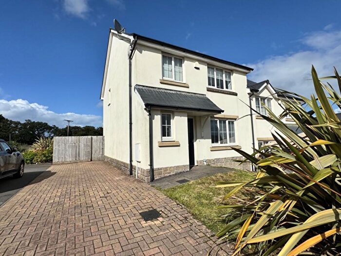 3 Bedroom Semi-Detached House For Sale In Parc Y Mynydd, Saron, Ammanford, Carmarthenshire., SA18