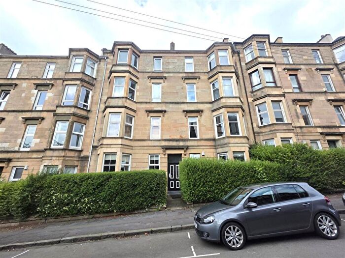 2 Bedroom Apartment To Rent In Fergus Drive, North Kelvinside, Glasgow, G20