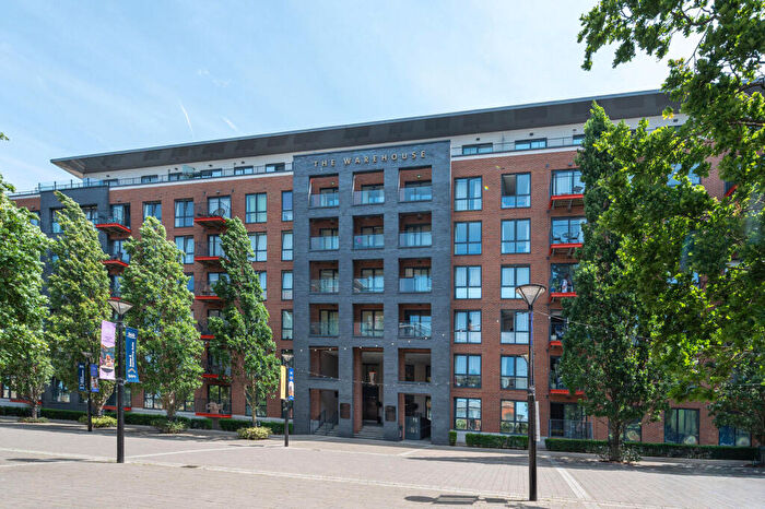 1 Bedroom Flat To Rent In Warehouse Court, No Street, Woolwich, London, SE18