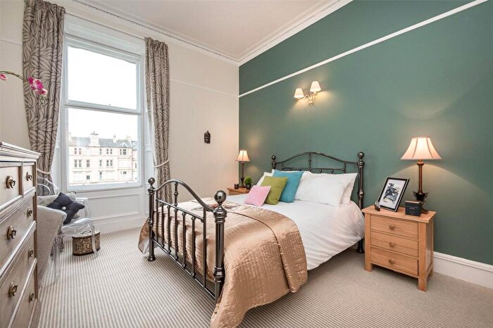 2 Bedroom Flat To Rent In (Fl) Comely Bank Terrace, Edinburgh, EH4