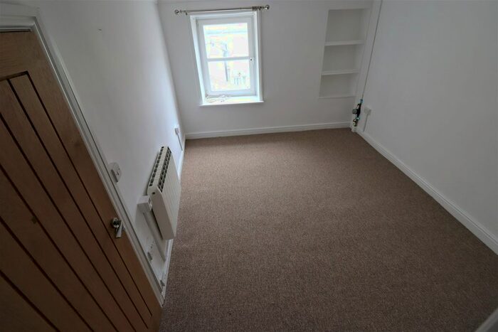 1 Bedroom Studio To Rent In Middle Street, Chepstow, NP16