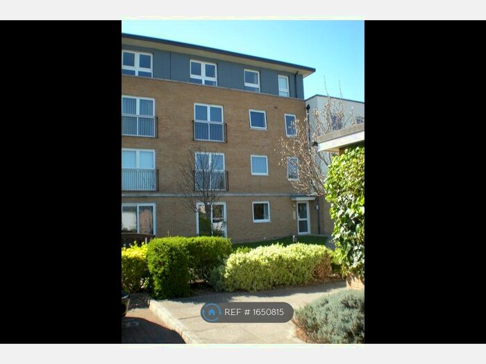 1 Bedroom Flat To Rent In Kenway, Southend-On-Sea, SS2