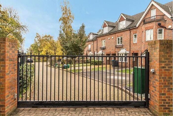 4 Bedroom Property To Rent In Rutlish Road, London, SW19