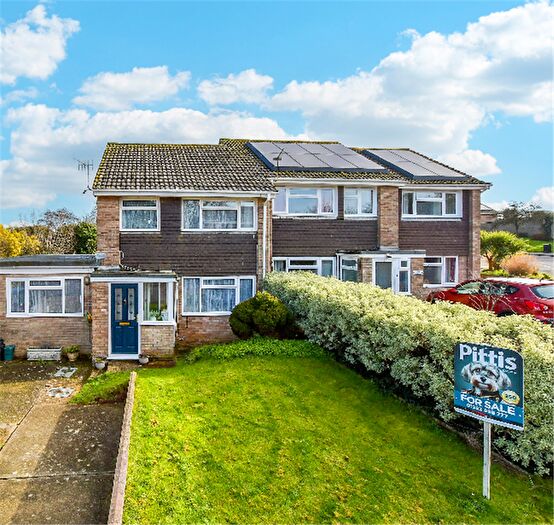 4 Bedroom Semi-detached House For Sale In Yarborough Close, Godshill, Isle Of Wight, PO38