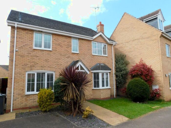 4 Bedroom Detached House To Rent In Vokes Street, Peterborough, Cambridgeshire, PE2