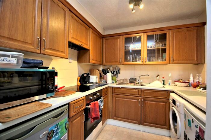 1 Bedroom Flat To Rent In Highclere Way, Worthing, BN13