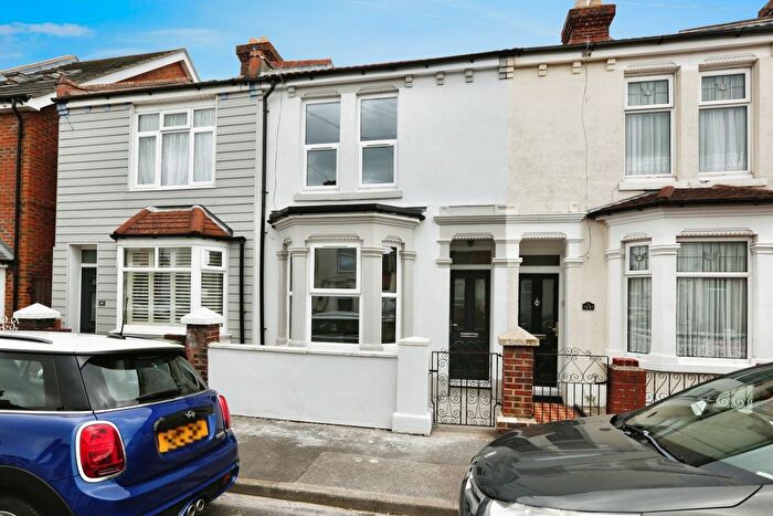 2 Bedroom Property To Rent In Woodstock Road, Gosport, PO12