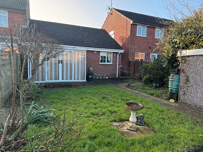 2 Bedroom Semi-Detached Bungalow For Sale In Harrowby Lane, Grantham, NG31