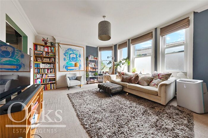 2 Bedroom Flat For Sale In Knights Hill, West Norwood, SE27