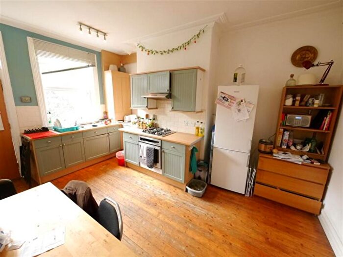 4 Bedroom Terraced House To Rent In Stanmore Street, Leeds, LS4