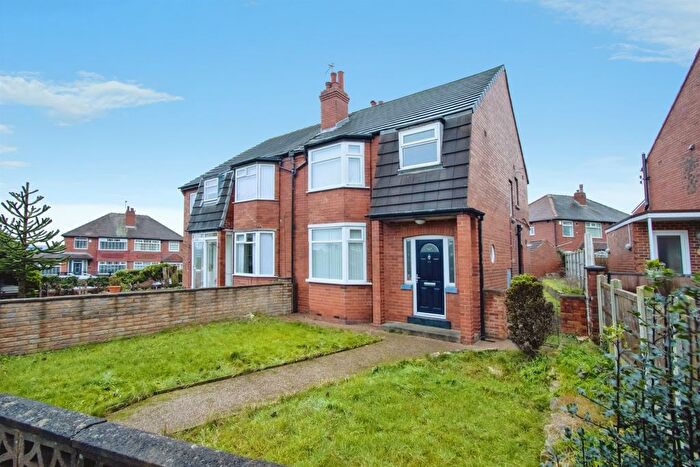3 Bedroom Semi Detached House For Sale In Ring Road, Crossgates, Leeds, LS15