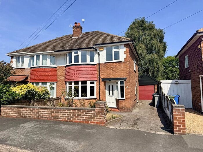 3 Bedroom Semi-Detached House For Sale In Lansdowne Road, Altrincham, WA14