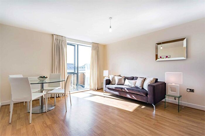 2 Bedroom Flat To Rent In Charcot Road, London, NW9