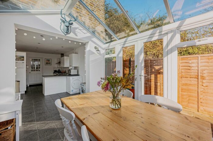 4 Bedroom Terraced House To Rent In Darwin Road, Ealing, London, W5