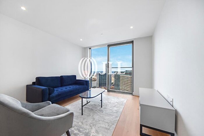 1 Bedroom Flat To Rent In Hampton Tower, Marsh Wall, E14