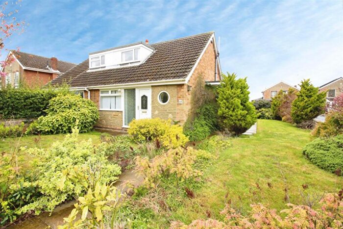 3 Bedroom Semi-Detached Bungalow For Sale In Morwick Grove, Scholes, Leeds, LS15
