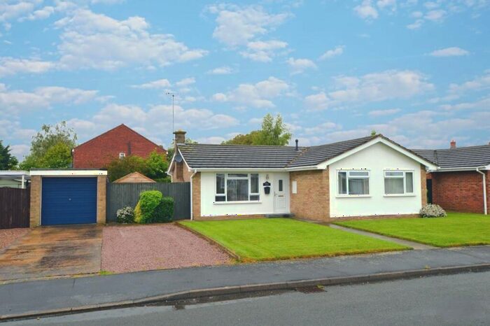 3 Bedroom Detached Bungalow For Sale In Glen Gardens, Spalding, PE11