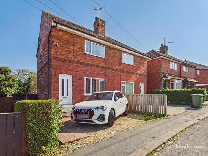 2 Bedroom Semi-Detached House For Sale In St. Peters Road, Whitby, YO22