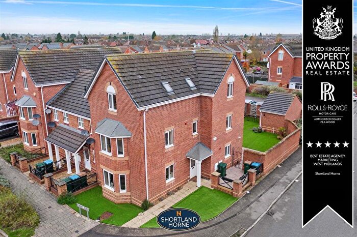 5 Bedroom End Of Terrace House For Sale In Corbet Road, Daimler Green Coventry, CV6
