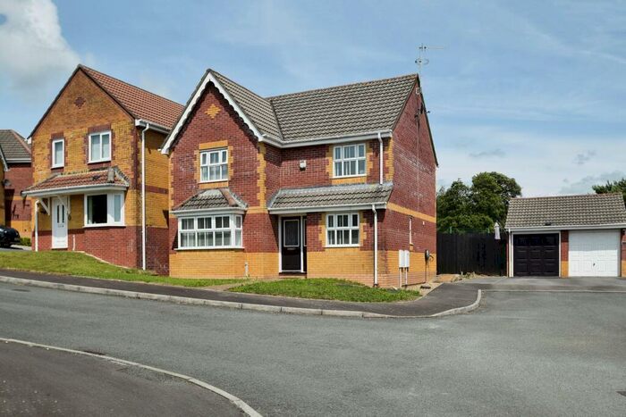 4 Bedroom Detached House For Sale In Maes Ty Gwyn, Llangennech, Llanelli, Maes Ty Gwyn, SA14