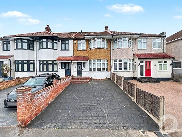3 Bedroom Terraced House For Sale In Sutherland Avenue, Welling, Kent, DA16