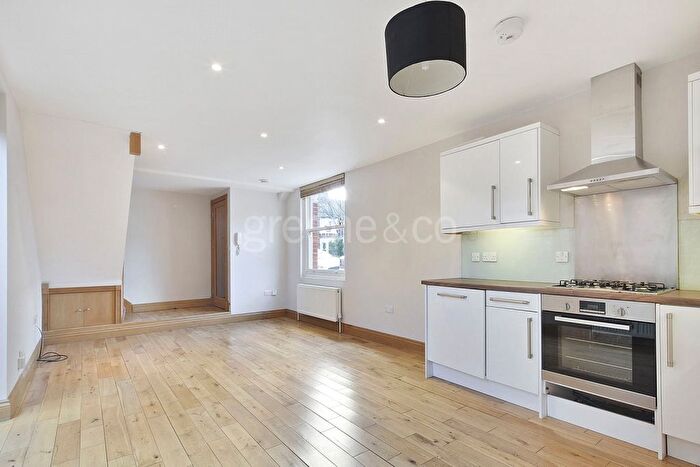 2 Bedroom Flat To Rent In Hillfield Road, London, NW6