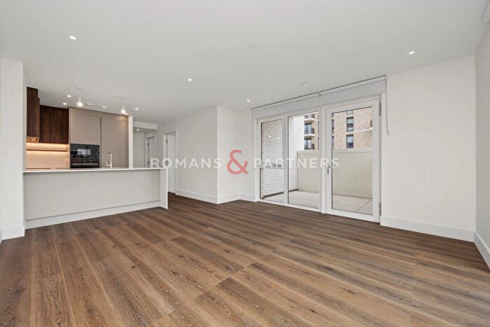 2 Bedroom Apartment To Rent In Botanical Apartments, Bow Green, E3