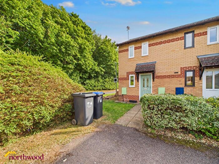 1 Bedroom End Of Terrace House For Sale In Mallard Drive, Woodford Halse, NN11