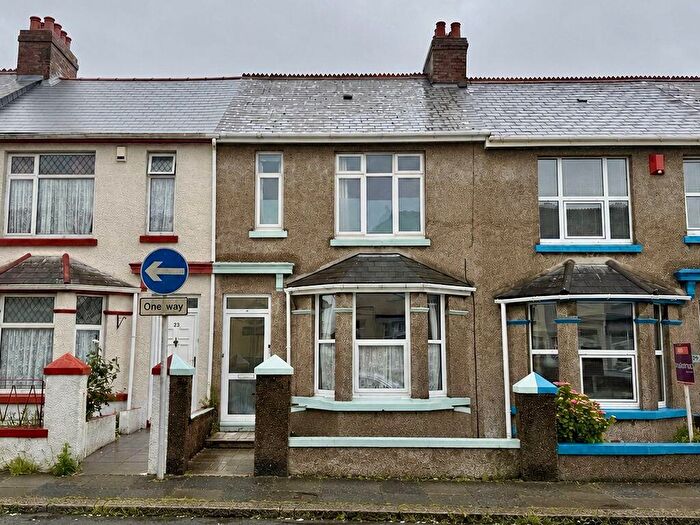 1 Bedroom Flat For Sale In Pennycross Park Road, Peverell, Plymouth. A Fabulous Ground Floor Flat That Has A Garden And Parking, Great First Buy!, PL2