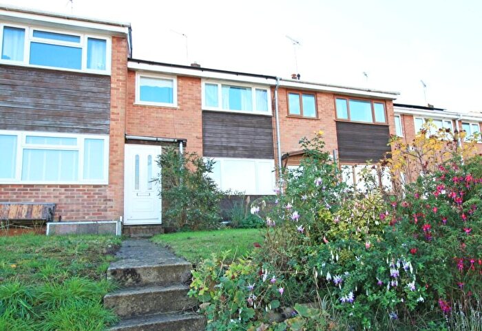 3 Bedroom Terraced House For Sale In Windrush, Highworth, SN6