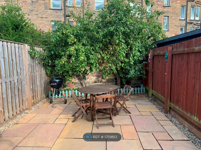 2 Bedroom Terraced House To Rent In Bellevue Gardens, Edinburgh, EH7