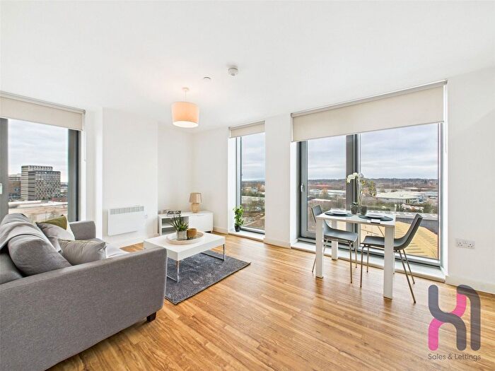 2 Bedroom Flat To Rent In Media City, Michigan Point Tower B, Michigan Avenue, Salford, M50