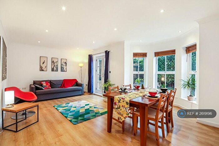 2 Bedroom Flat To Rent In Northpoint Square, London, NW1