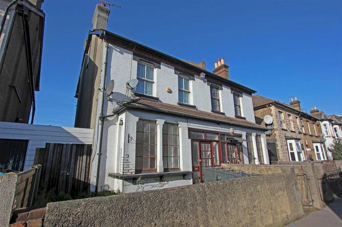 1 Bedroom Flat To Rent In Brighton Road, South Croydon CR2