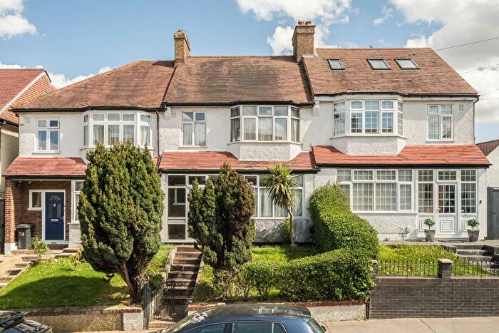 3 Bedroom Property For Sale In Norton Gardens, London, SW16