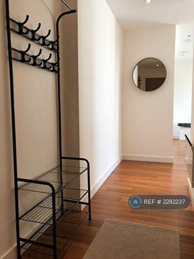 2 Bedroom Flat To Rent In City Lofts St. Pauls, Sheffield, S1