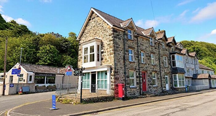 4 Bedroom House For Sale In Harlech, LL46